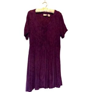 Effortless Elegance for Summer Days: Purple Summer MIDI Dress from Newport News